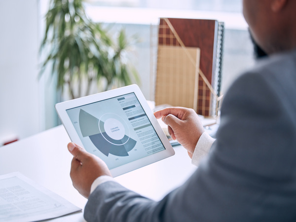 KPIs em viagens corporativas: como transformar dados em decisões mais eficientes